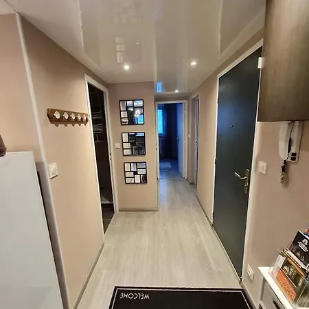 Chez Romain, Proche Commerces Et Centre